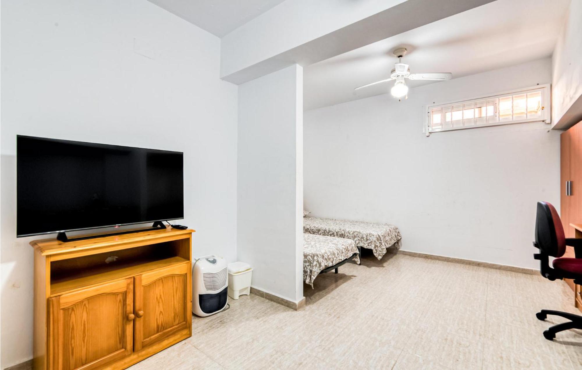 Gorgeous Home In Santa Pola With Wifi Екстериор снимка